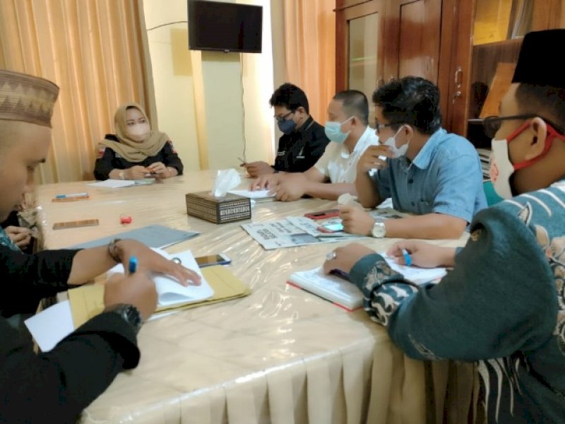 Rapat Pleno KPU Bulukumba. 