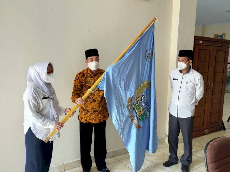 Pj Sekda Bulukumba saat melepas kafilah STQH. 