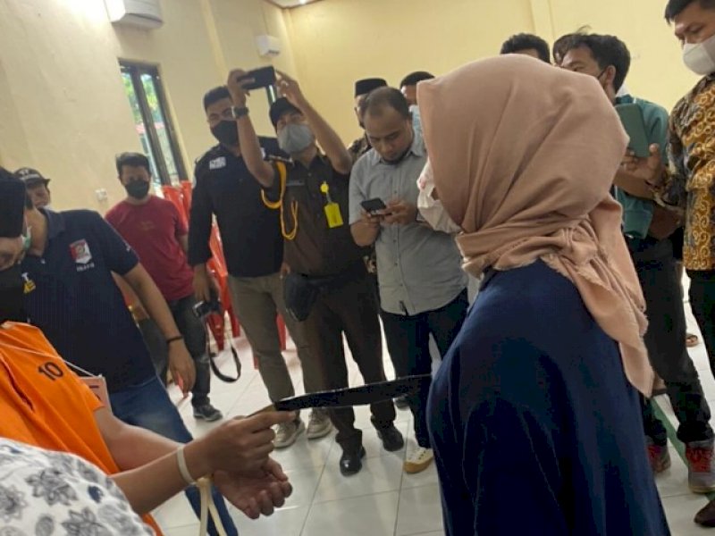 Rekonstruksi pembunuhan Kadus di Bulukumba. 