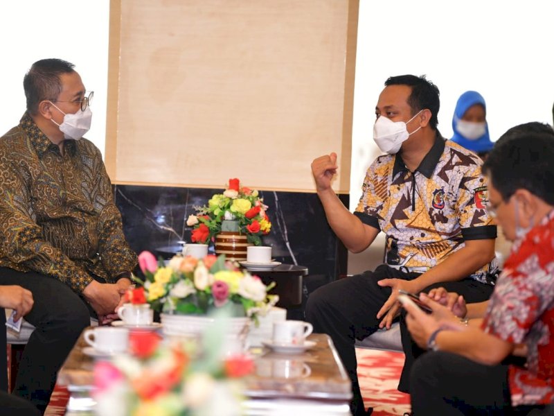 Plt Gubernur Sulsel Andi Sudirman Sulaiman saat menerima kunjungan pihak Kemenkes. 