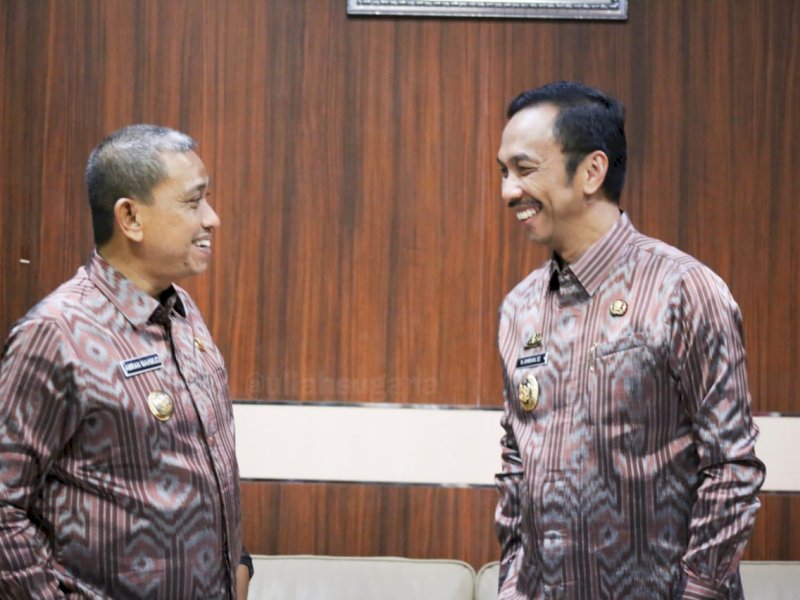 Amran Mahmud-Amran. 