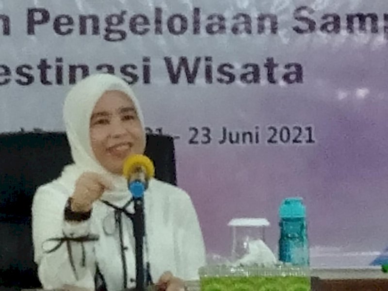 Ketua Tim Penggerak PKK Bantaeng Sri Dewi Yanti. 