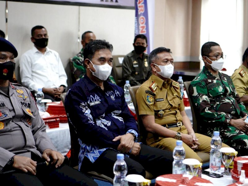 Sekda Bone saat mengikuti peringatan HANI secara virtual. 