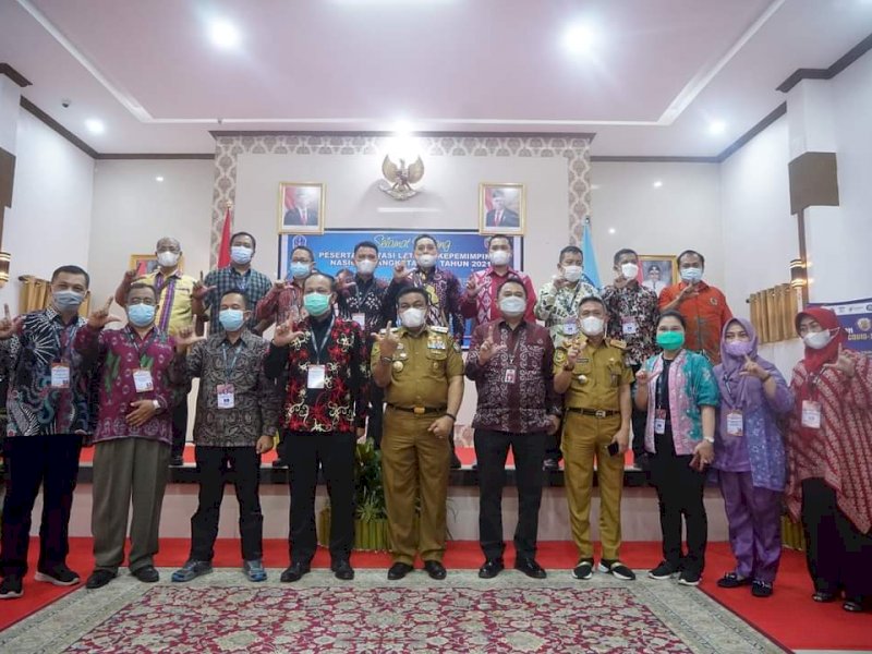 Fashar Padjalangi saat menerima kunjungan peserta visitasi latihan kepemimpinan angkatan IX. 