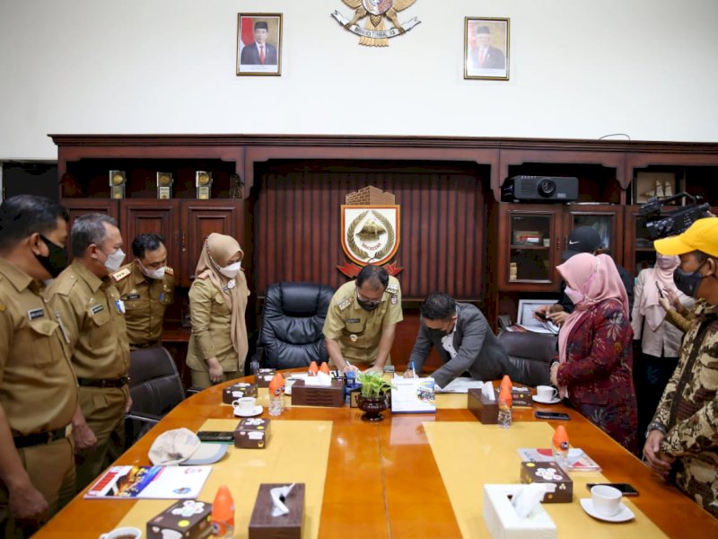 MoU Pemkot-KPU Makassar. 
