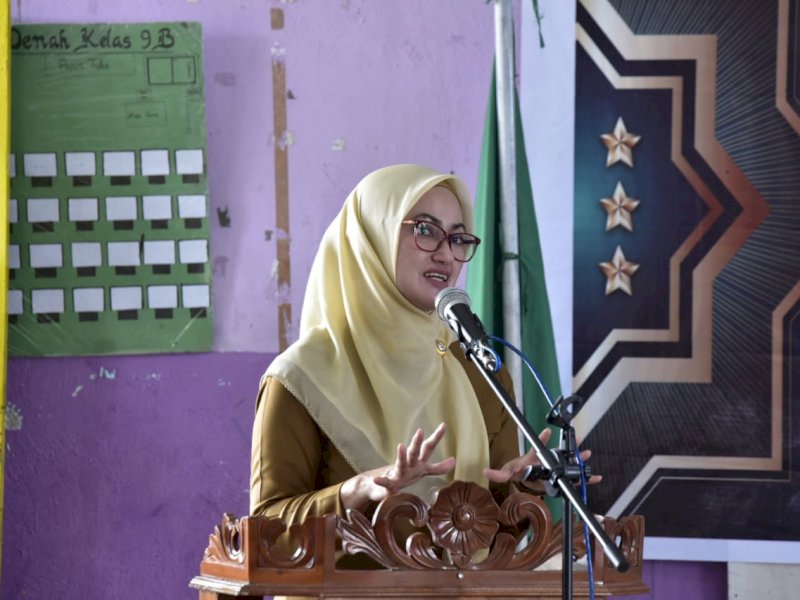Bupati Lutra Indah Putri Indriani. 