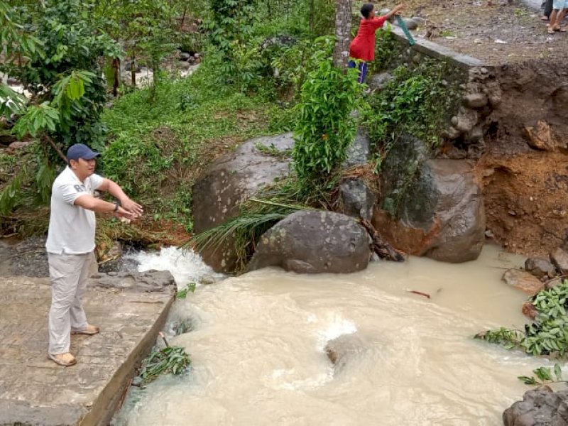 Jembatan rusak di Bulukumba 