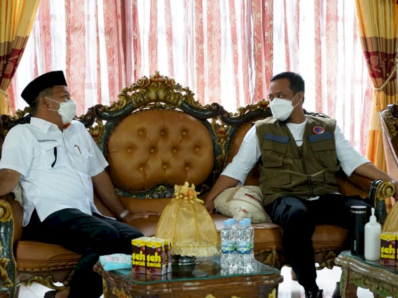 Plt Gubernur Sulsel Sudirman Sulaiman bertemu Bupati Bulukumba Andi Muchtar Ali Yusuf. 