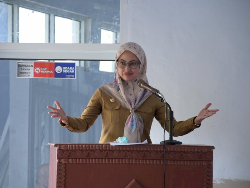 Bupati Lutra Indah Putri Indriani. 