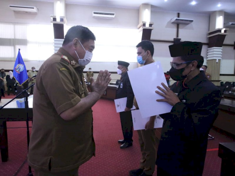 Abdul Hayat Gani saat melantik pejabat eselon III dan IV lingkup Pemprov Sulsel. 