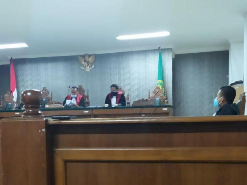 Sidang Vonis Dwi Putra di Pengadilan Negeri Makassar. 