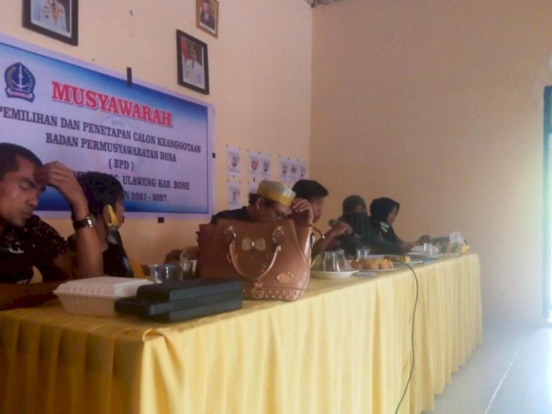 Musyawarah penetapan anggota BPD Tea Musu, Bone. 