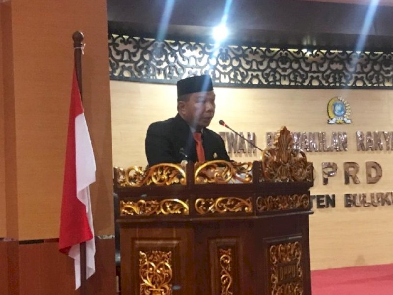 Andi Utta saat menyampaikan jawaban Ranperda RPJMD di DPRD Bulukumba. 