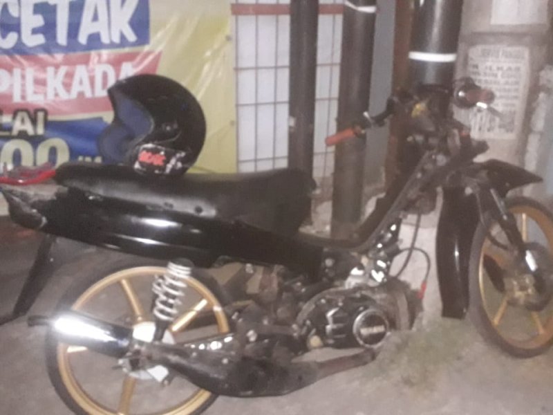 1 unit motor balap liar yang diamankan polisi di Makassar. 