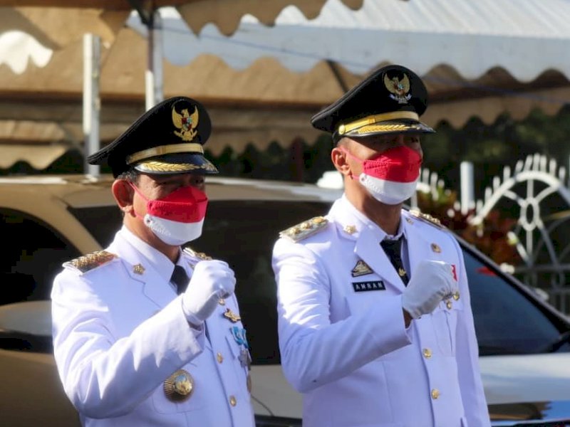 Bupati Wajo Amran Mahmud mengajak masyarakat taat prokes. 