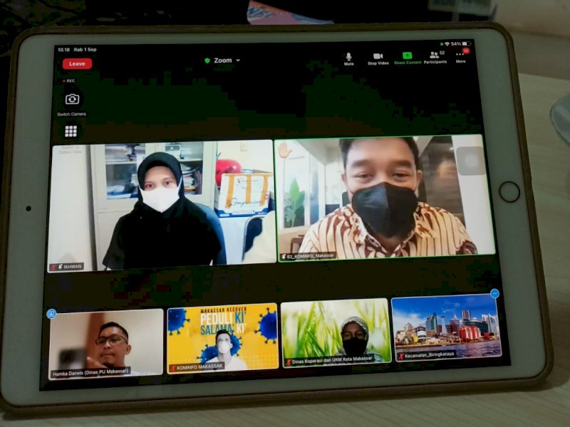 Dinas PU Makassar saat mengikuti Vicon. 