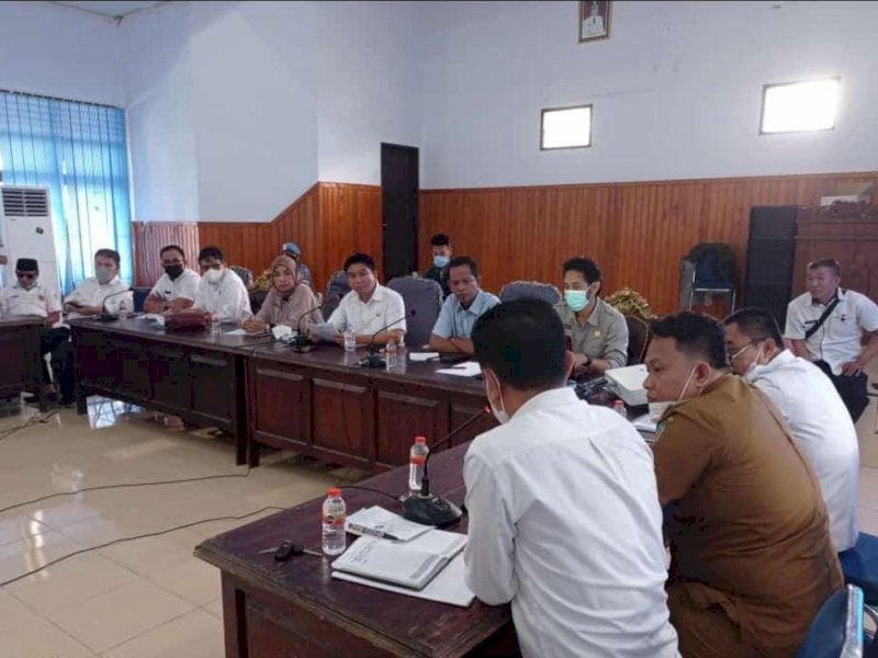 RDP DPRD Konsel dengan PT KIC dan warga Kecamatan Baito. 