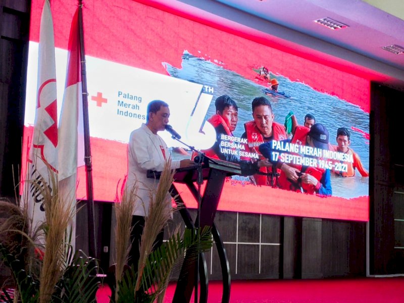 Amran Mahmud saat memberikan sambutan peringatan HUT PMI ke-76 di Wajo. 