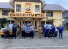 Sumbang 500 Kg Beras, Pemkab Torut Sasar Tiga Desa Terisolir di Walenrang Barat