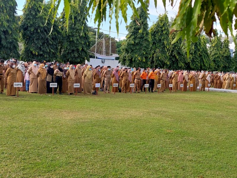 Apel ASN lingkup Pemkab Bulukumba, Senin (18/10/2021).