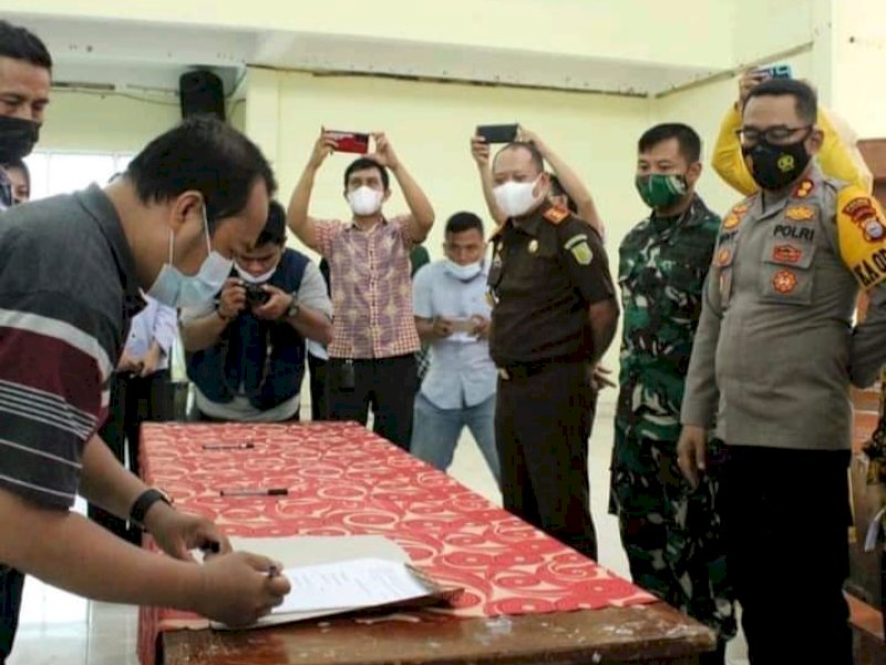 Cakades Takalar meneken pakta integritas.