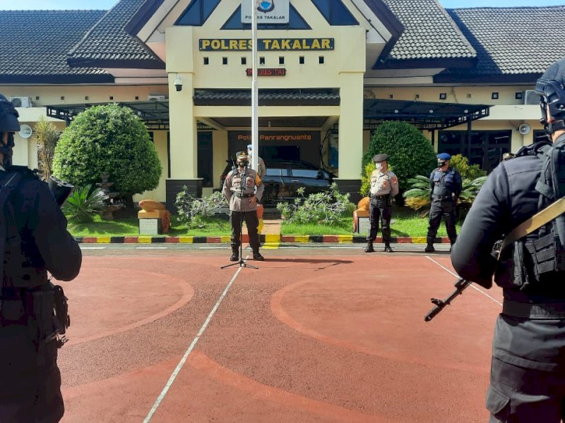 Brimob Polda Sulsel dikerahkan mengamankan Pilkades Takalar.