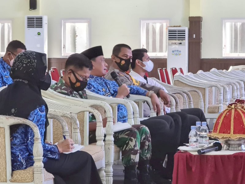 Rapat koordinasi Pemkab Wajo dan jajaran Forkopimda, di ruang pola kantor bupati, Senin (29/11/2021). 