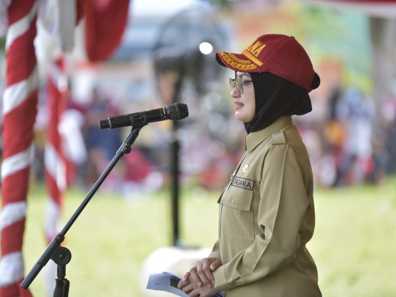 Bupati Lutra Indah Putri saat membuka Pelatihan Pengurangan Risiko Bencana dan Sahabat Tagana, Kamis (2/12/2021).