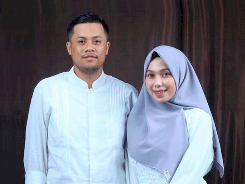 Pasangan suami istri di Lutra yang meraih nilai tertinggi kedua SKB CPNS.