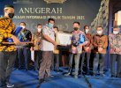 Pemkab Bone Raih Peringkat 3 Anugerah KI Kategori Menuju Informatif