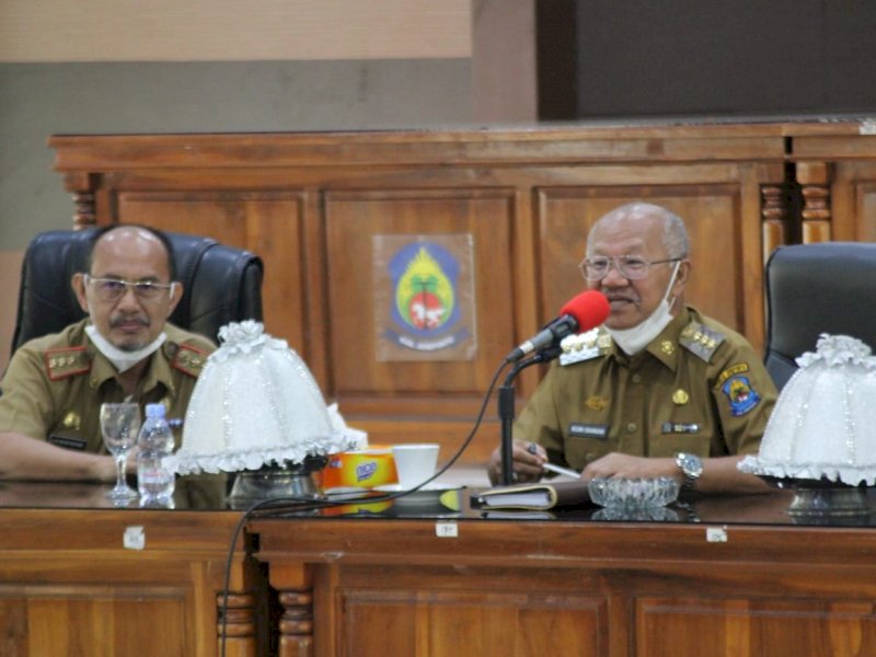Bupati Jeneponto Iksan Iskandar memimpin coffee morning, Senin (27/12/2021).
