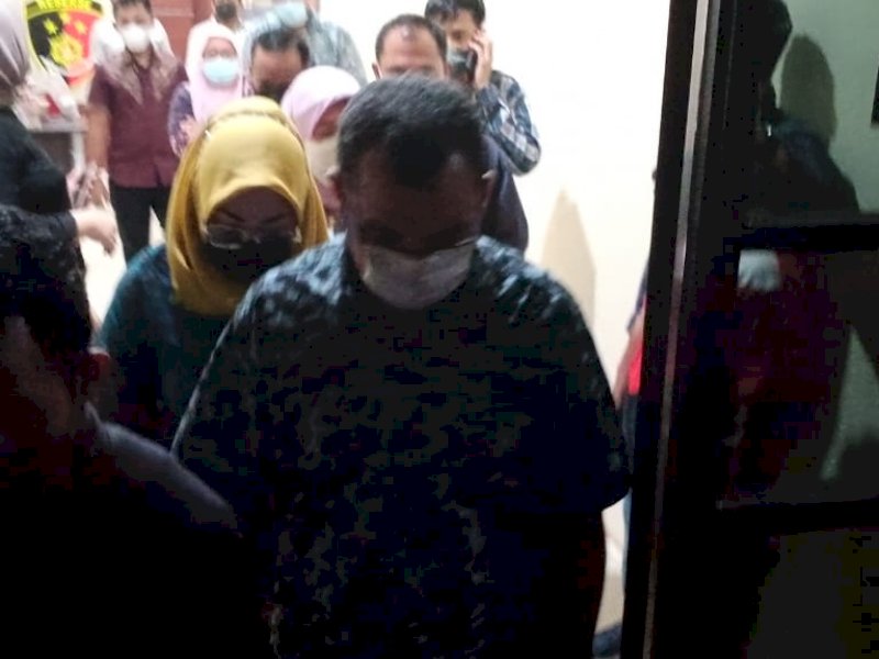 13 tersangka kasus korupsi RSUD Batua Makassar ditahan di Polda Sulsel.