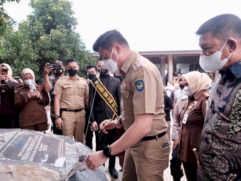 Bupati Gowa Adnan Purichta Ichsan meresmikan permandian Je'netallasa. (Foto: Ist)