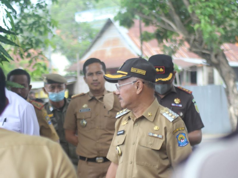 Bupati Iksan Iskandar bersama pejabat Pemkab Jeneponto. (Foto: Ist)
