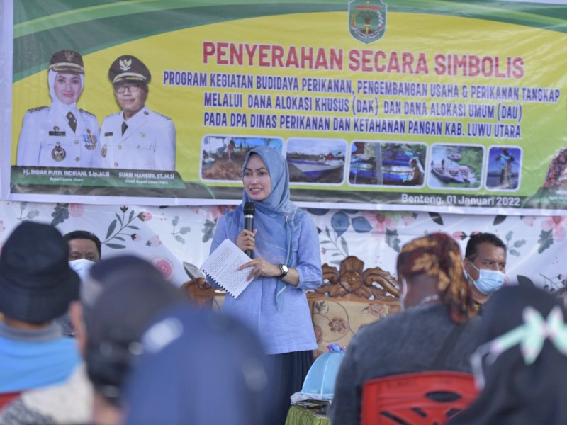 Sejumlah kelompok di Luwu Utara mendapatkan bantuan hibah sarana dan prasarana dari pemerintah daerah.