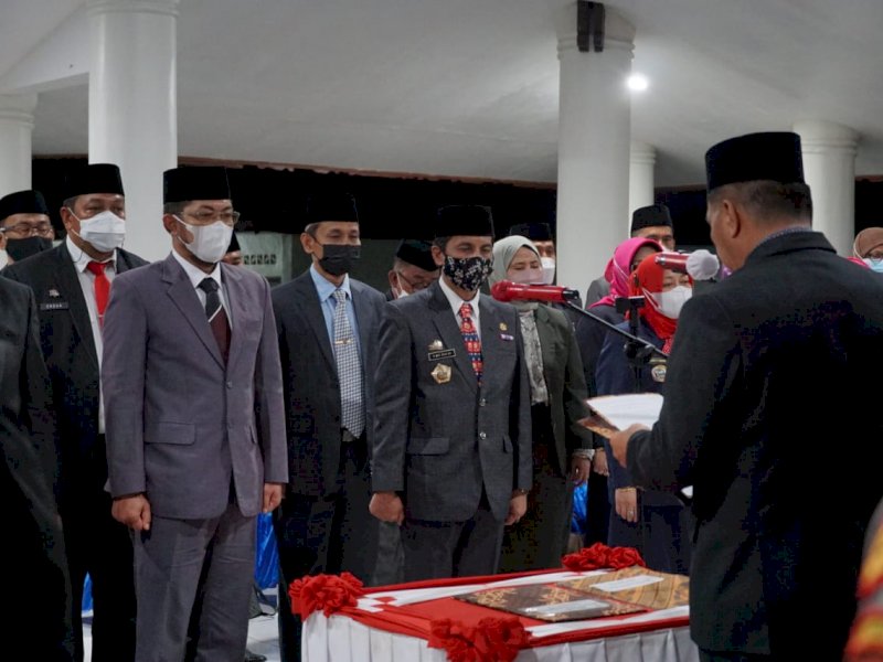 Pelantikan pejabat eselon 2 Pemkab Bulukumba.