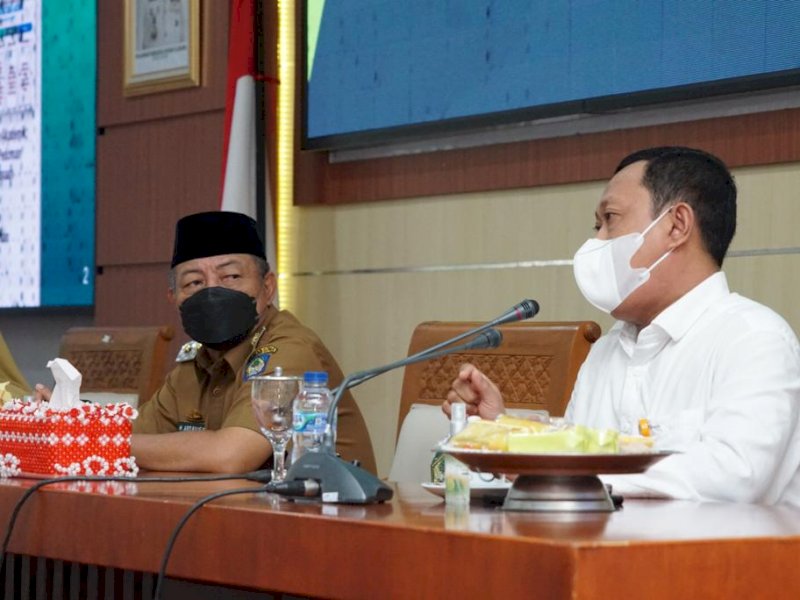 Wakil Bupati Gowa Abd Rauf Malaganni pada Diseminasi Hasil Penelitian Terapan Merdeka Belajar Kampus Merdeka (MBKM) Tahun 1 di Baruga Karaeng Galesong, Kantor Bupati Gowa, Senin (24/1/2022).