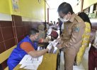 Tinjau Vaksinasi Siswa, Wabup Lutra: Mereka Antusias