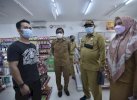 Sidak Distributor, Wabup Lutra tak Temukan Penimbunan Minyak Goreng