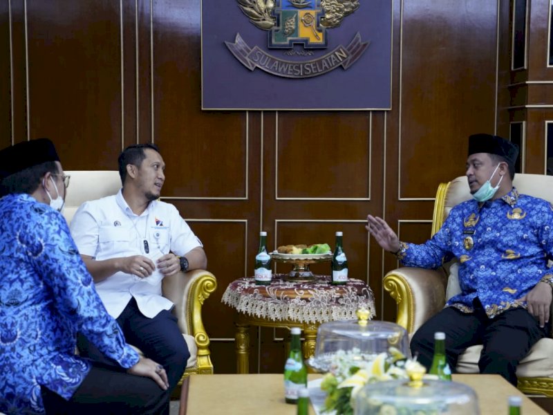 Kepala BPKA Andi Amanna Gappa bertemu Gubernur Sulsel Andi Sudirman Sulaiman.