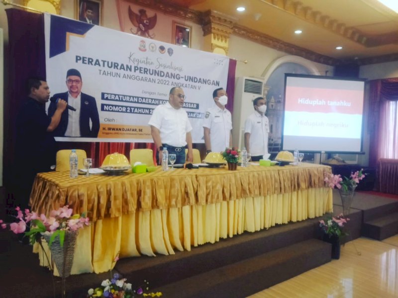 Anggota DPRD Kota Makassar Fraksi NasDem, Irwan Djafar menggelar Sosialisasi Perda Perda Kota Makassar, di Hotel Grand Town, Jalan Pengayoman Makassar, Rabu (23/03/2022). 