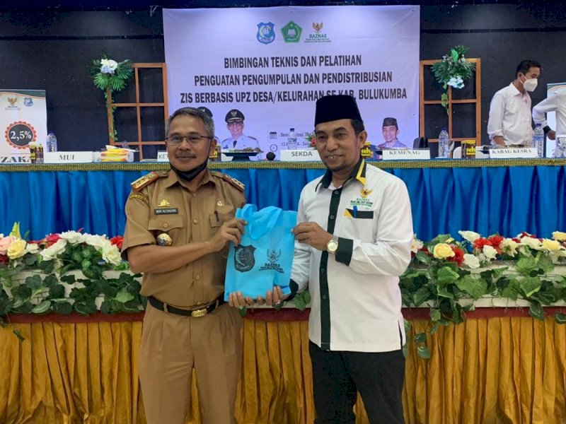 Baznas Bulukumba menyelenggarakan bimtek penguatan pengumpulan dan pendistribusian zakat, infak dan sedekah (ZIS) berbasis Unit Pengumpul Zakat (UPZ) desa dan kelurahan