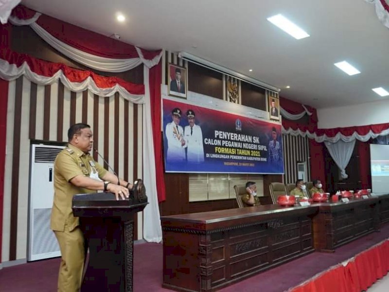 Bupati Bone Andi Fahsar M Padjalangi mengajak CPNS Formasi 2021 Lingkup Pemerintah Daerah Bone untuk rajin bersedekah. (Ist)