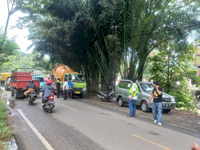 UPTP Wilayah Toraja Utara (Torut) bersama Satlantas Polresta Torut dan Jasa Raharja melanjutkan razia kendaraan Rabu hari ini (13/4/2022).