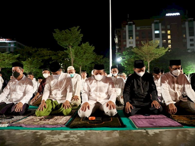 Gerakan Salat Subuh Berjemaah yang digagas Wali Kota Makassar. 