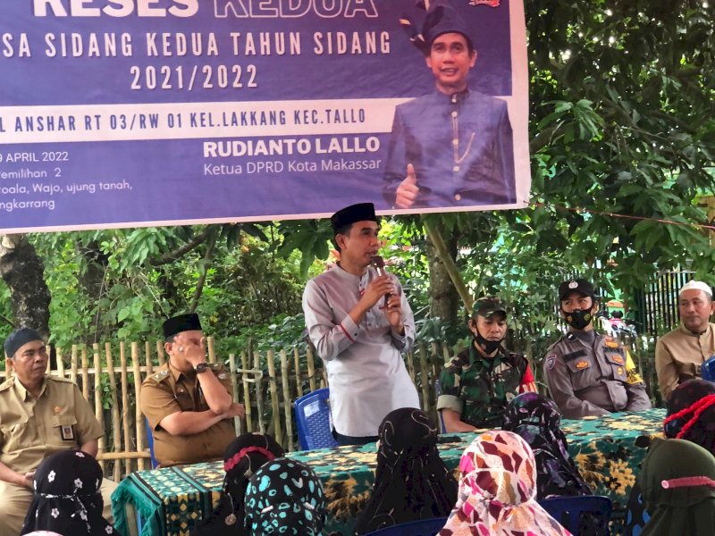 Ketua DPRD Makassar Rudianto Lallo melakukan reses di Kelurahan Lakkang.