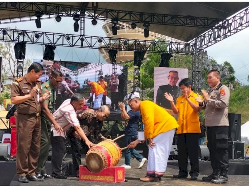 Pembukaan Karnaval di objek wisata Buntu Burake Kamis (19/05/2022/).