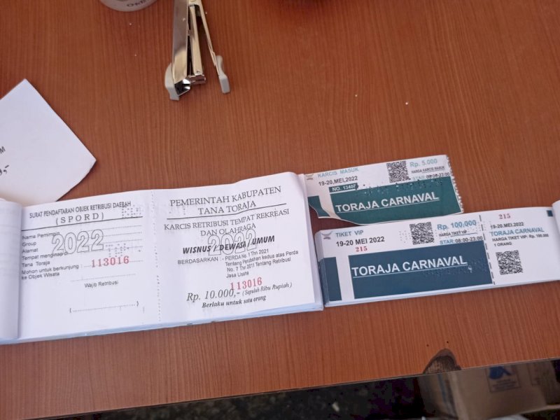Karcis karnaval Buntu Burake yang dikritik DPRD Tator. 
