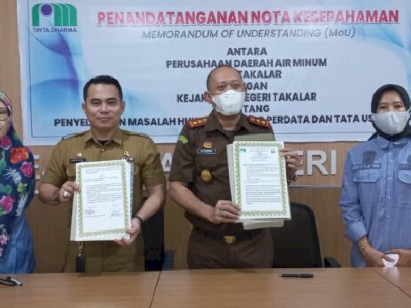 Kejari dan PDAM Takalar Teken MoU Penyelesaian Hukum Perdata