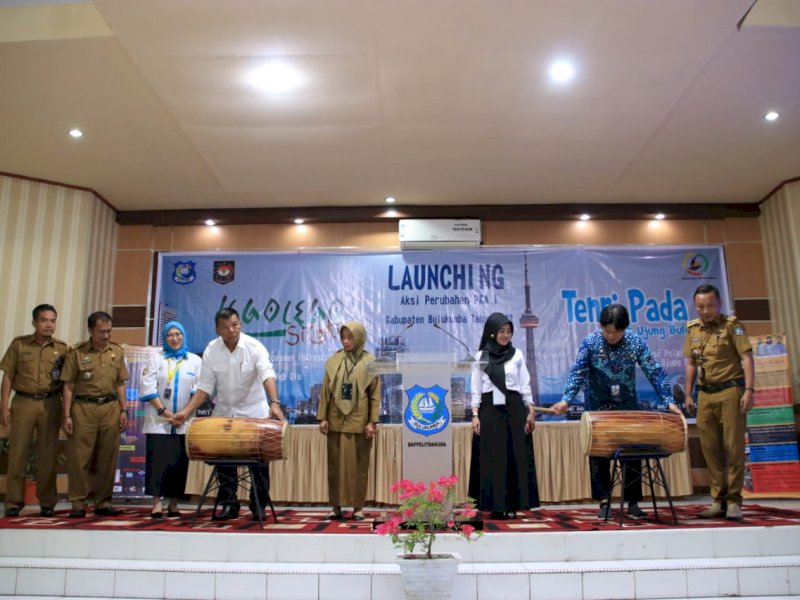 Bupati Bulukumba Muchtar Ali Yusuf melaunching dua inovasi baru.